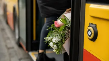 Więcej autobusów na cmentarz przy Żwirowej. MZK zmienia rozkład przed Wszystkimi Świętymi