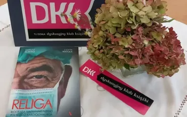 Religa przy bibliotecznym stole - o odwadze, medycynie i uporze