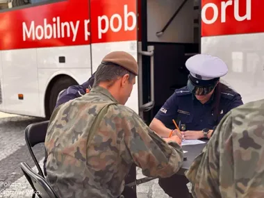 Policjanci z Gorzowa oddali krew. Akcja miała wojskowy charakter